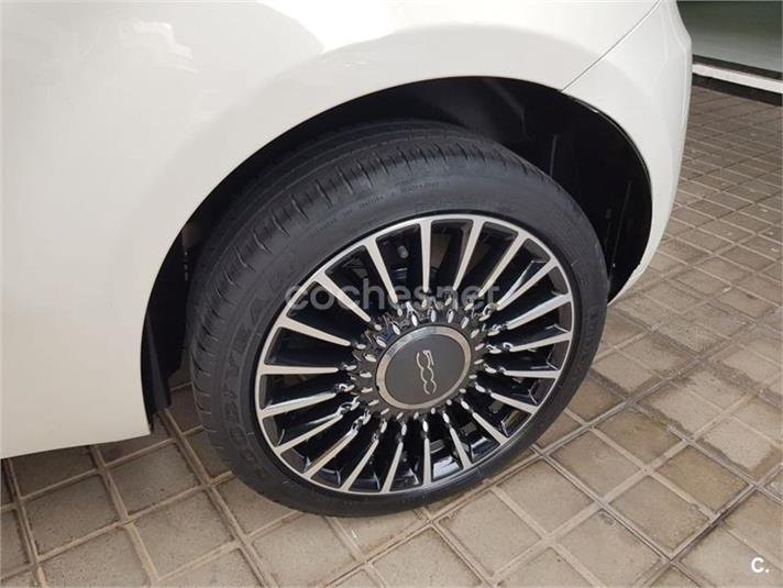 FIAT 500 1.2 8v Lounge