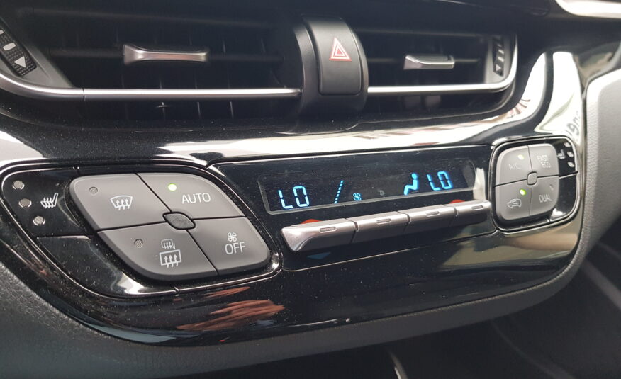 TOYOTA chr advance
