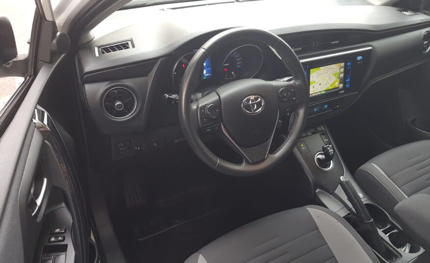 TOYOTA auris touring hibrido