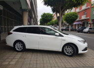 TOYOTA auris touring hibrido