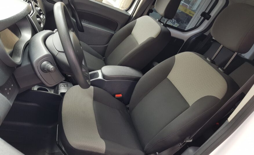RENAULT Kangoo combi