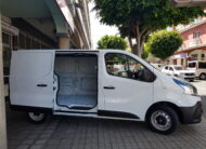 RENAULT trafic comercial