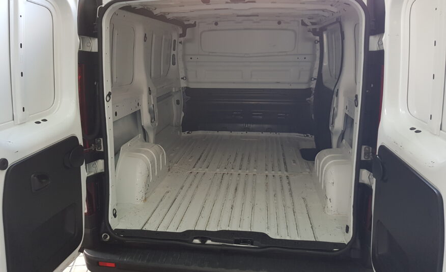 RENAULT trafic comercial