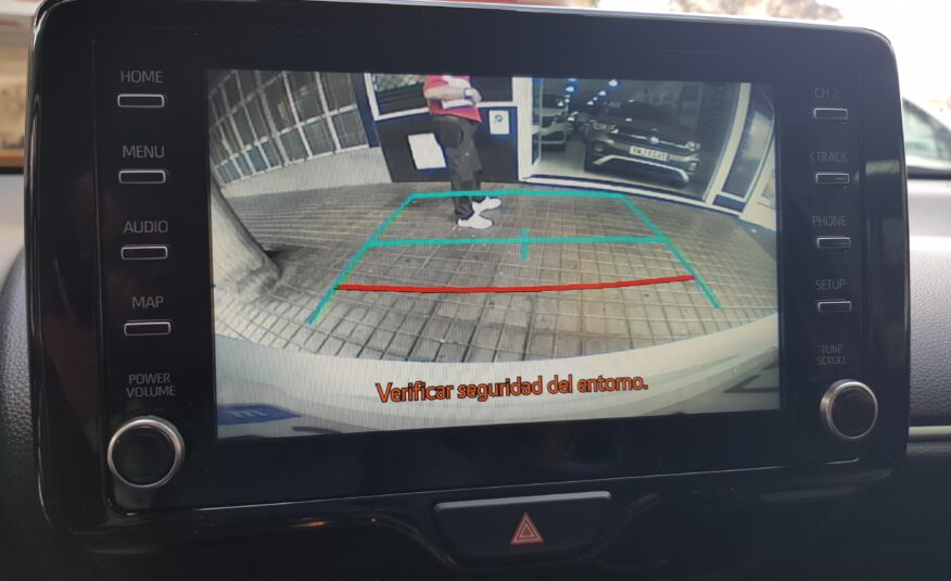 TOYOTA Yaris sdtion