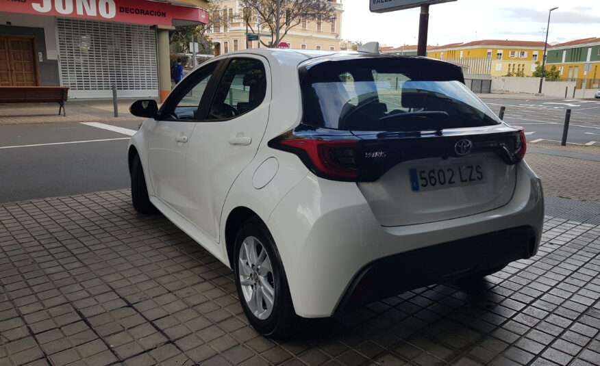 TOYOTA Yaris sdtion