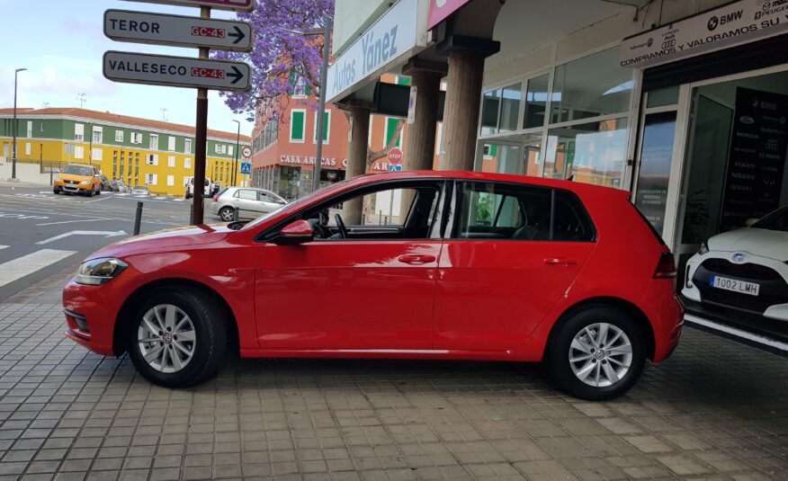 VOLKSWAGEN Golf Business