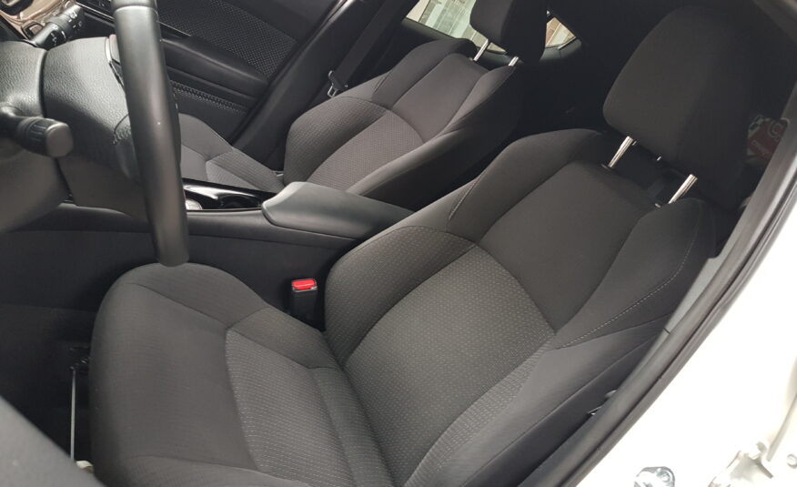 TOYOTA chr advance