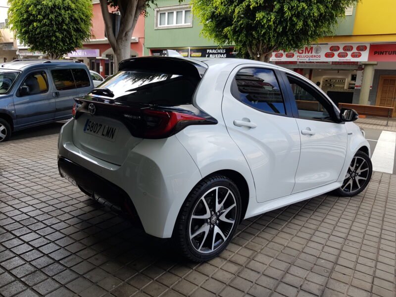 TOYOTA Yaris edition