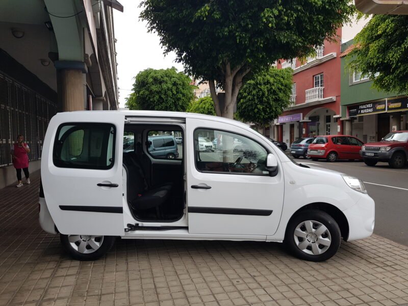 RENAULT Kangoo combi