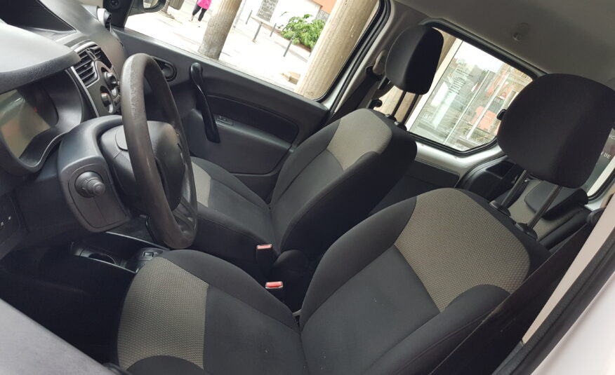 RENAULT Kangoo combi