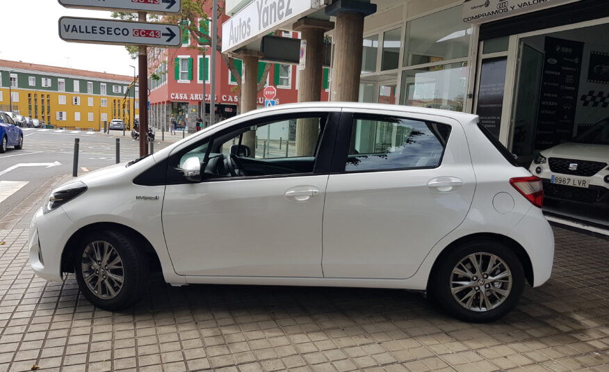 TOYOTA Yaris Business