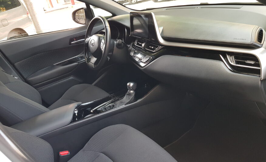 TOYOTA chr avance