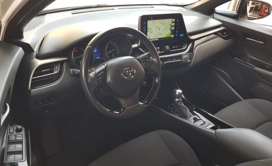 TOYOTA chr avance
