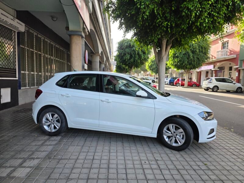 VOLKSWAGEN polo avance