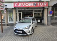 TOYOTA Yaris active