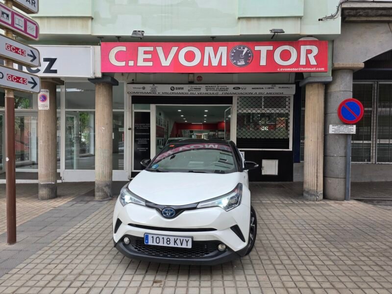 TOYOTA chr advance