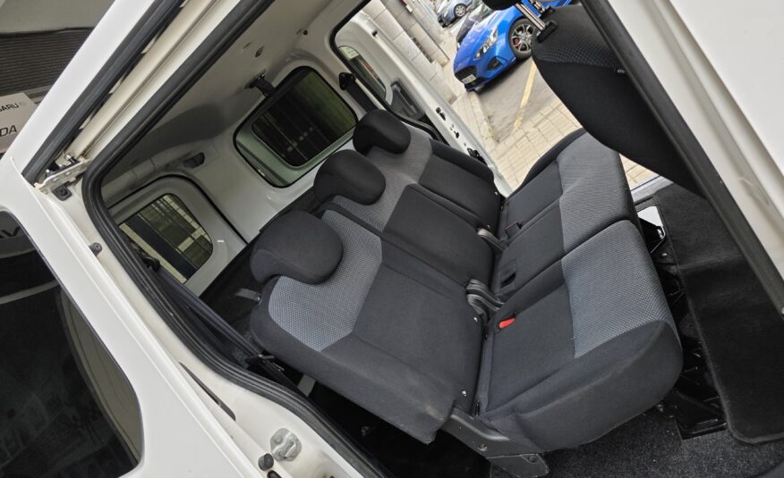 NISSAN nv200 confort