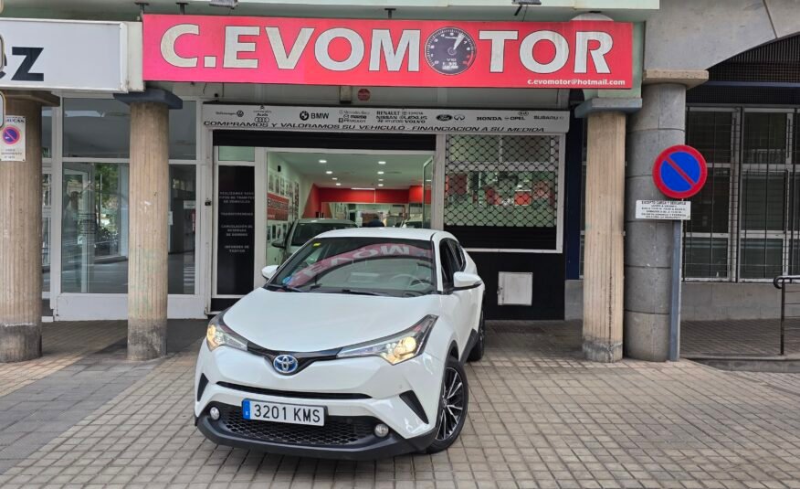 TOYOTA chr avance pack plus