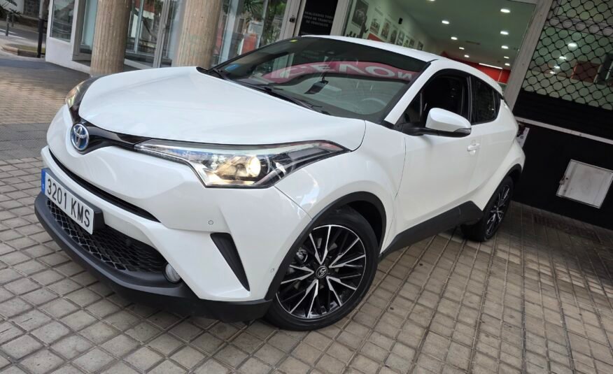 TOYOTA chr avance pack plus