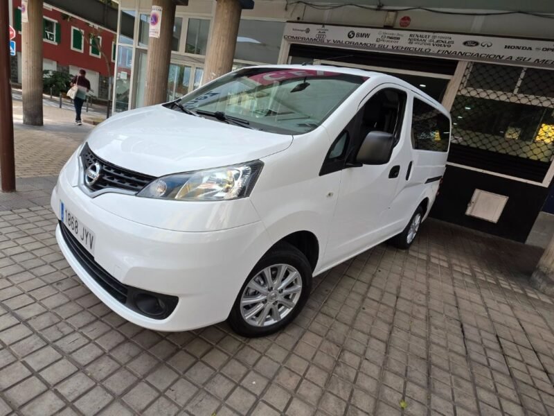 NISSAN NV 200 CONFORT
