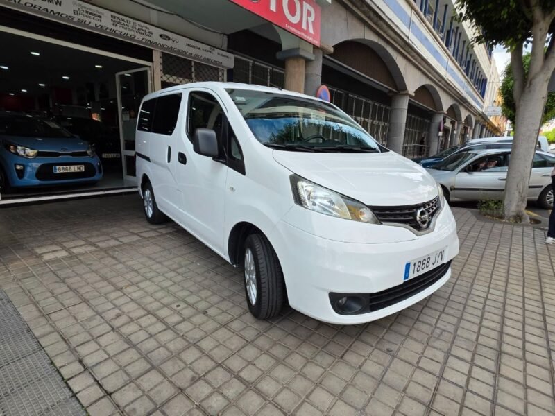 NISSAN NV 200 CONFORT