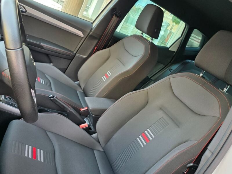 SEAT ARONA FR