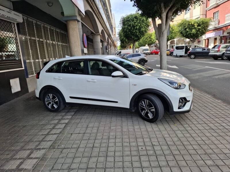 KIA NIRO HIBRID
