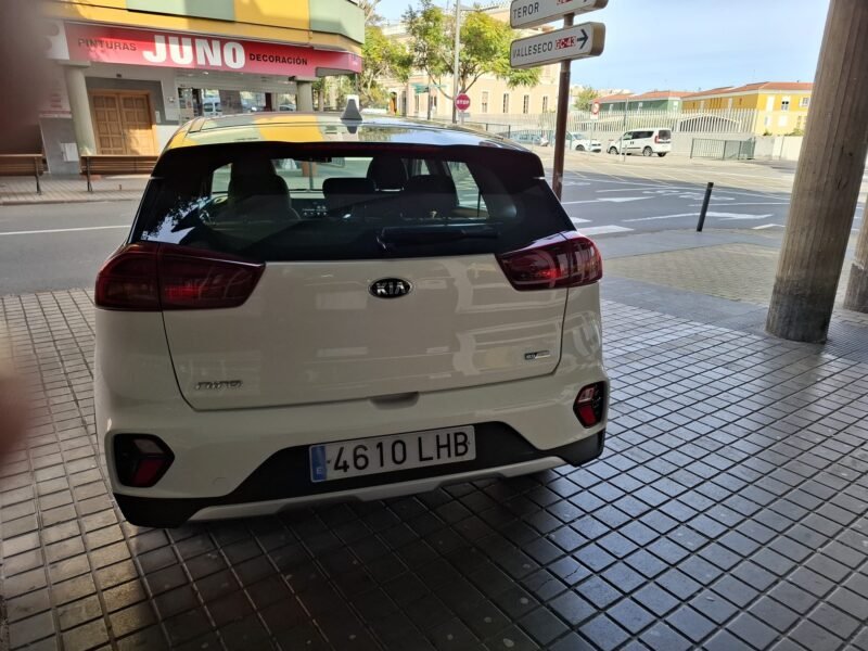 KIA NIRO HIBRID