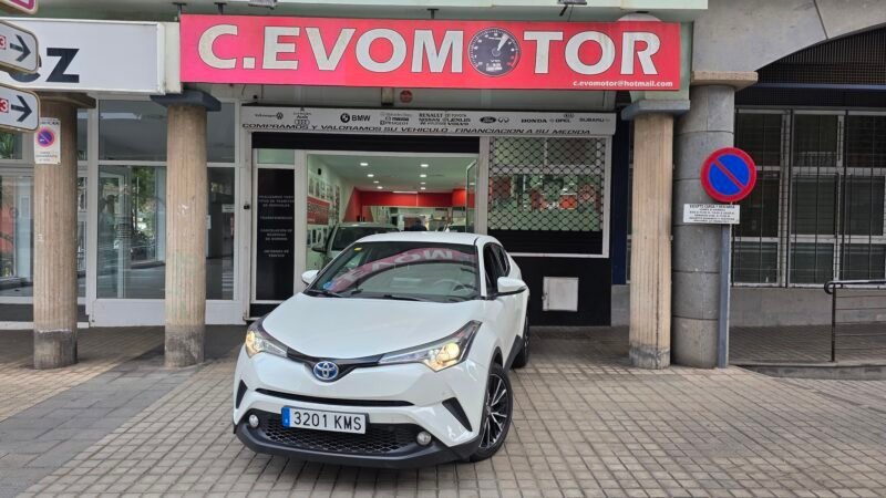 TOYOTA C-HR avance pack plus