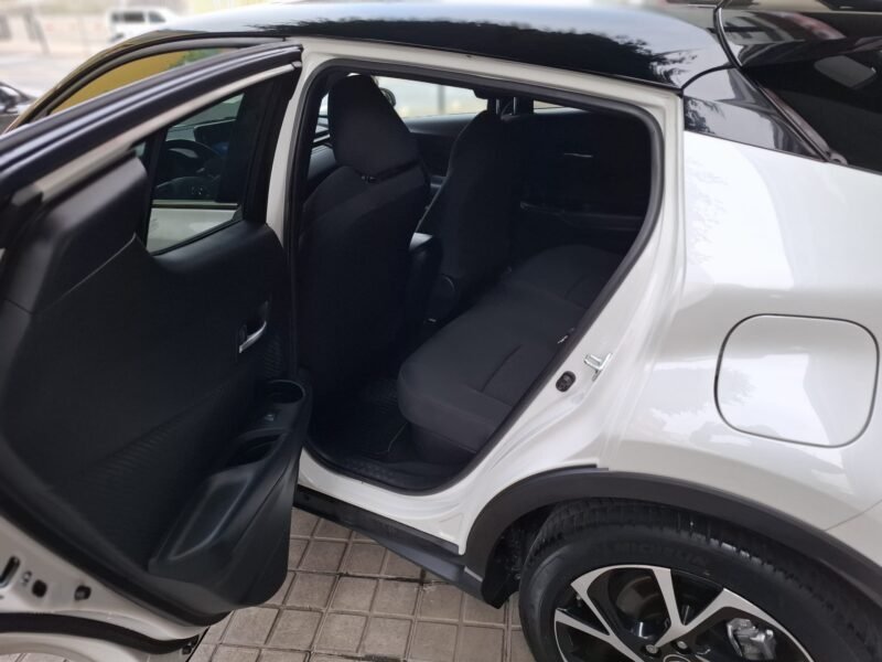 TOYOTA C-HR ADVANCE