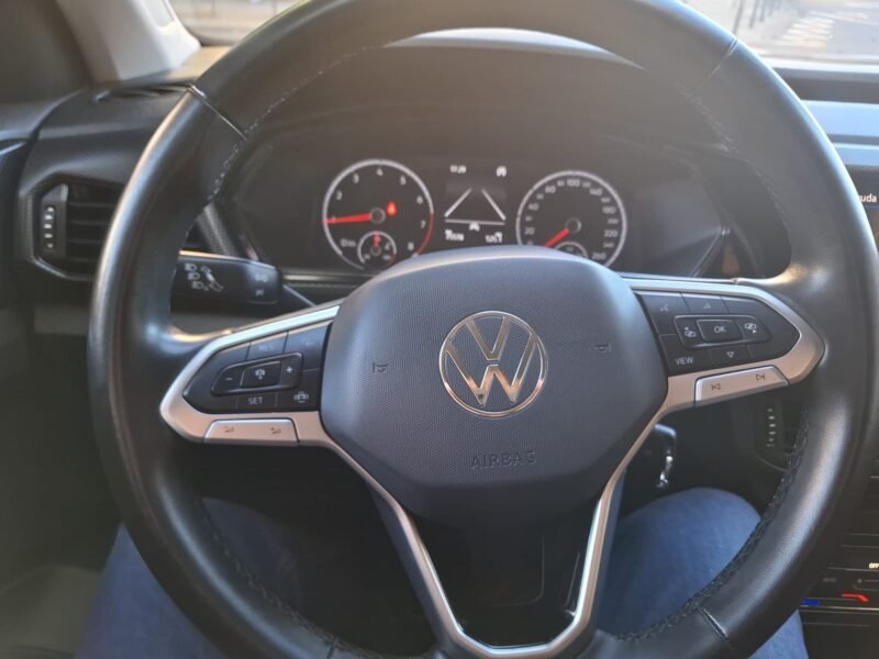 VOLKSWAGEN T-CROSS advance