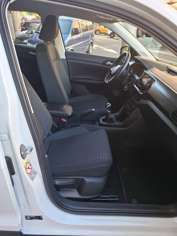 VOLKSWAGEN T-ROC ADVANCE