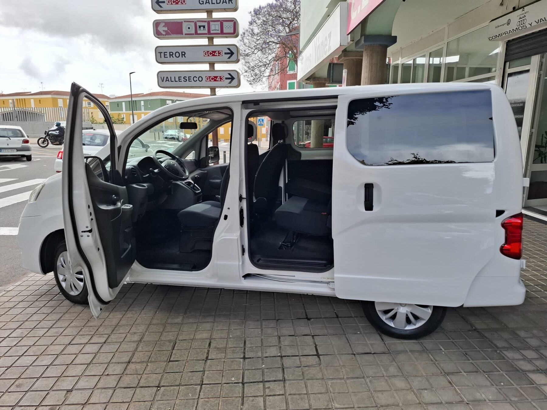 NISSAN NV200 CONFORT A/C
