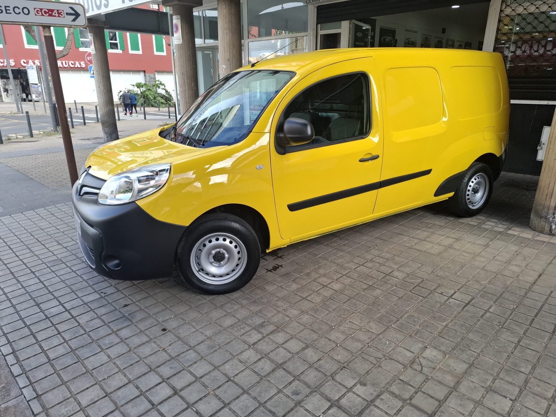 RENAULT Kangoo maxi