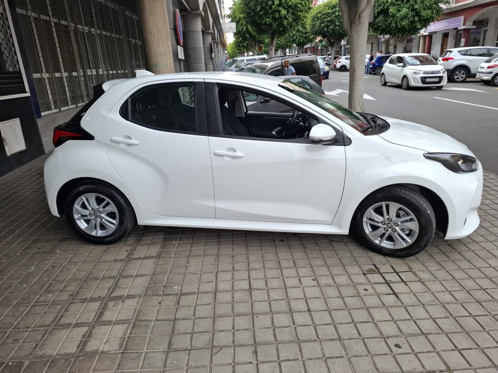 TOYOTA YARIS 1.5 125S EDITION
