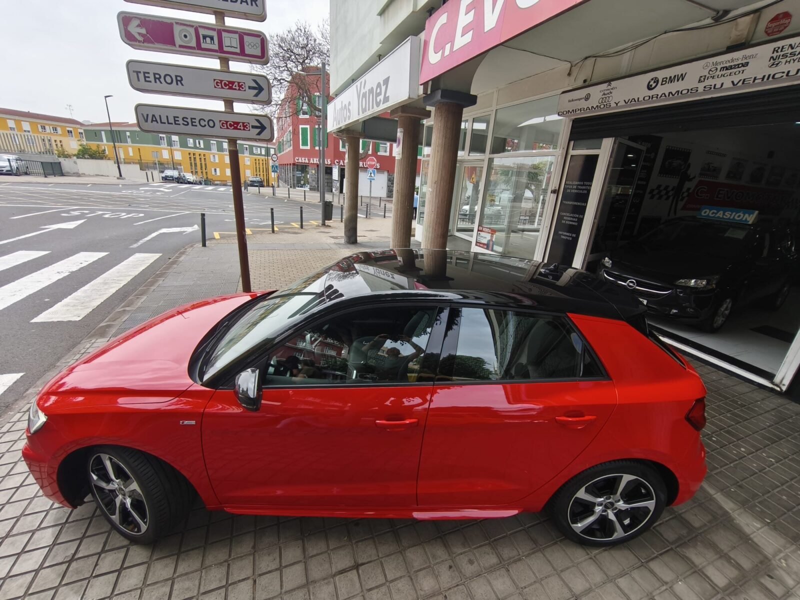 AUDI A1 S-LINE 2.5 TFSI