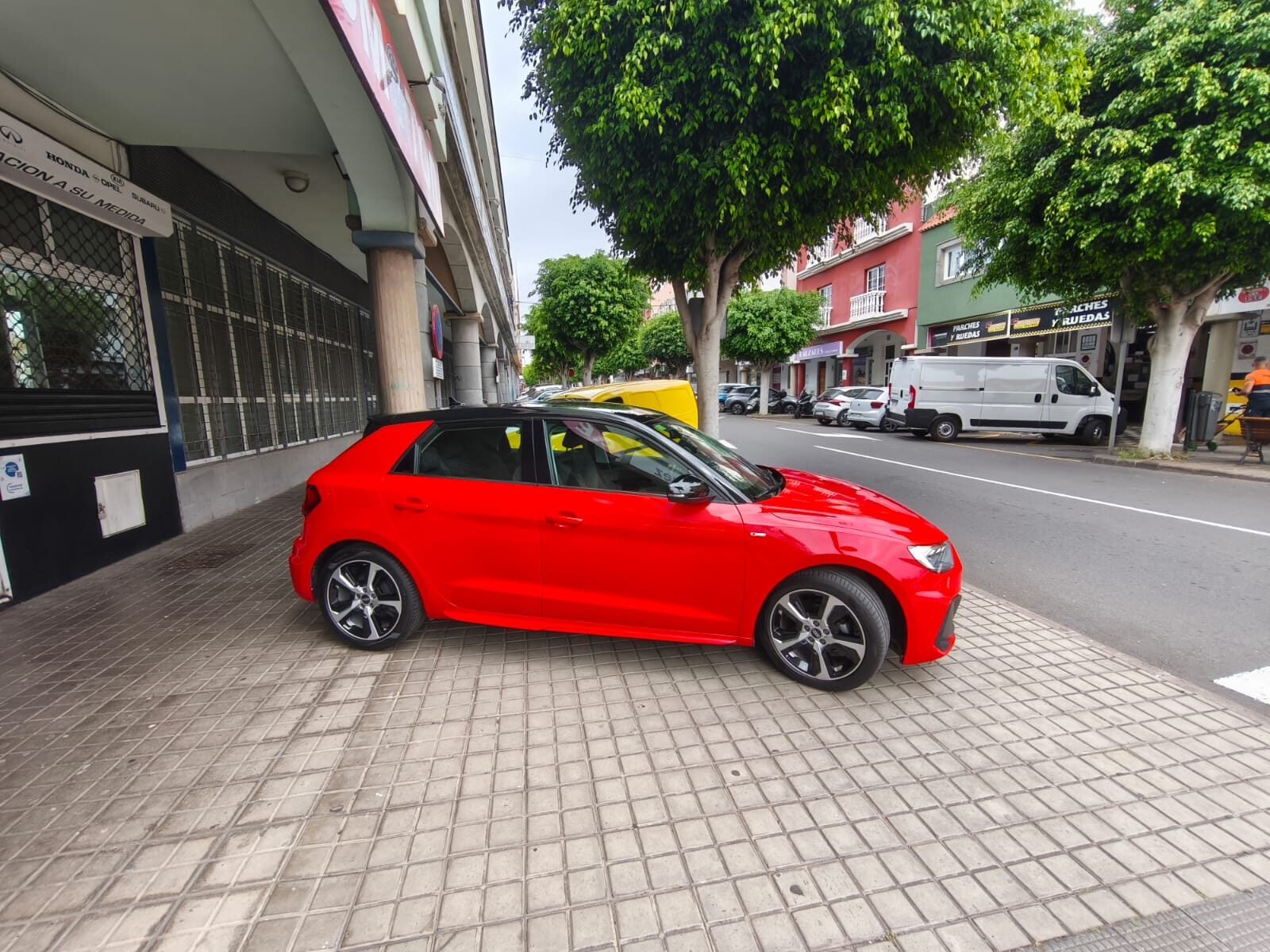 AUDI A1 S-LINE 2.5 TFSI