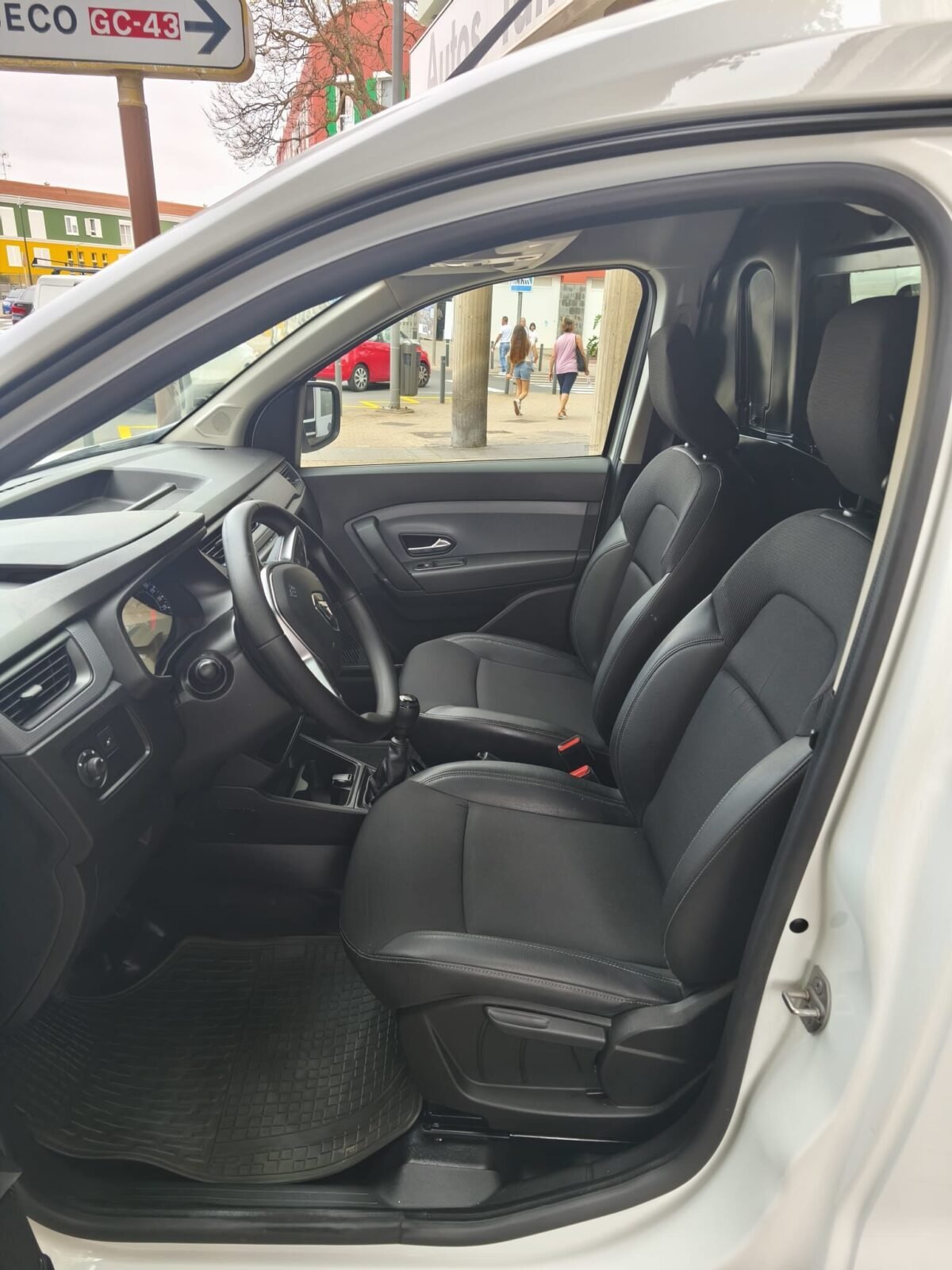 RENAULT EXPRESS CONFORT BLUE 95 CV
