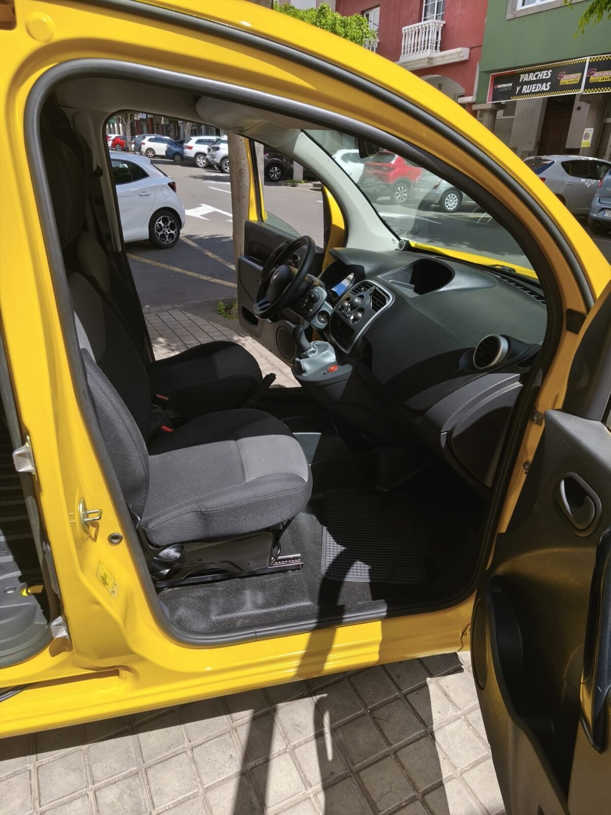 RENAULT Kangoo maxi