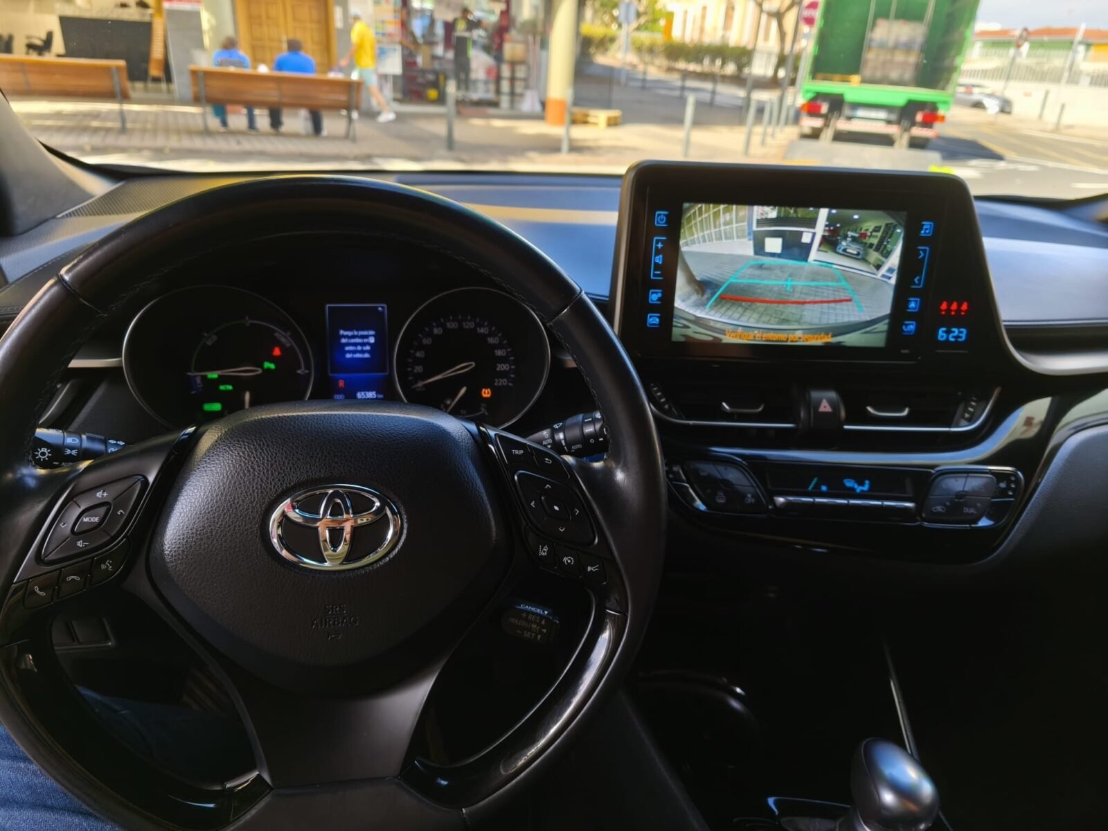 TOYOTA C-HR ADVANCE