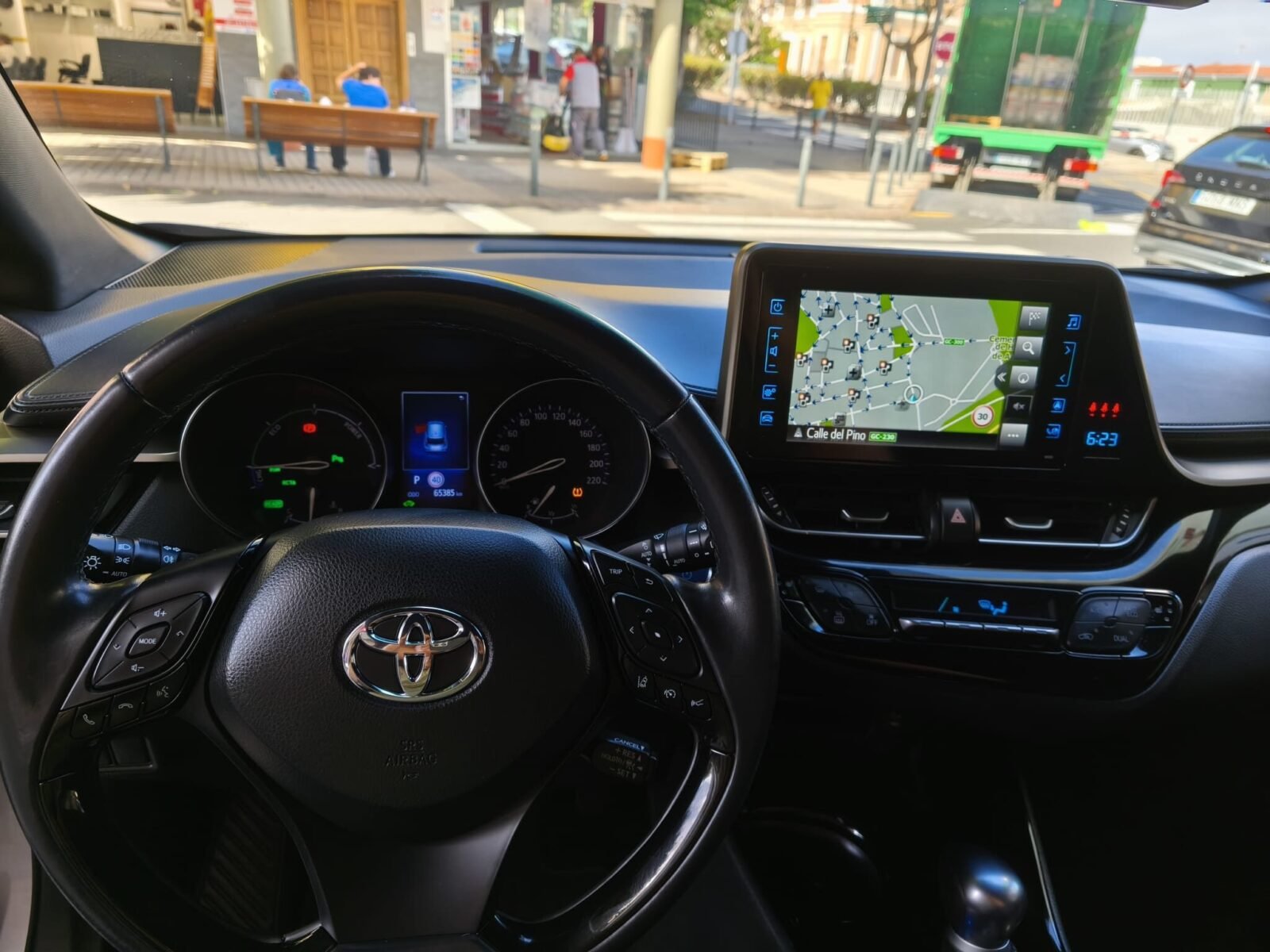 TOYOTA C-HR ADVANCE