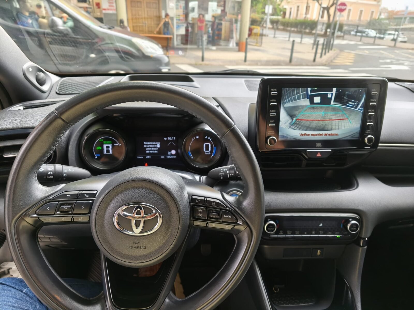 TOYOTA YARIS STYLE PLUS120