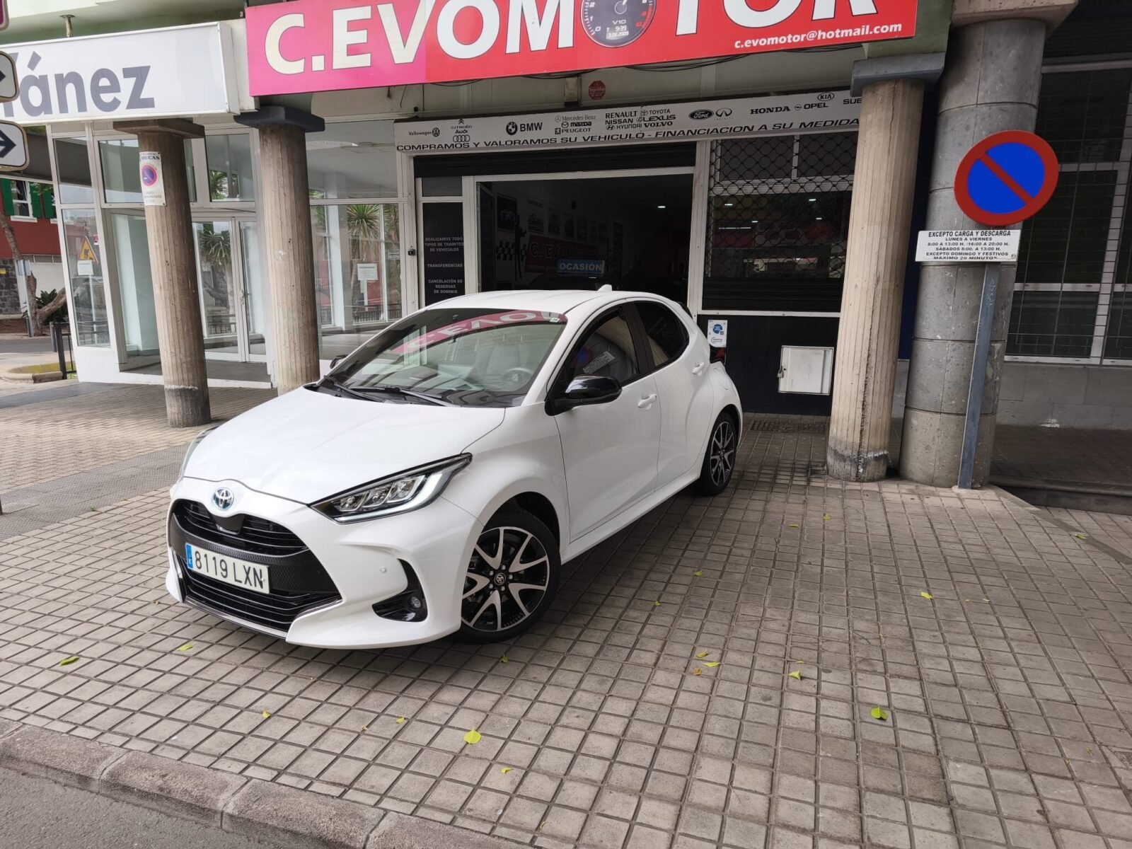 TOYOTA YARIS STYLE PLUS120