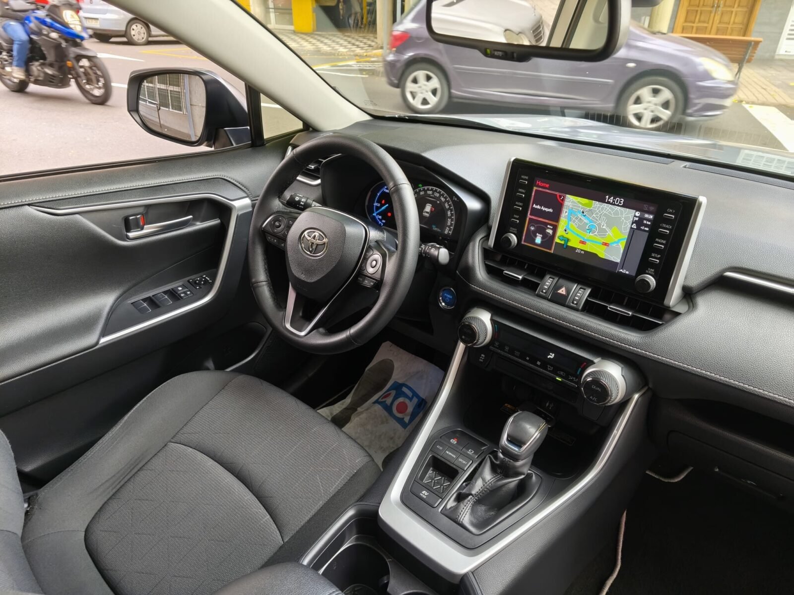TOYOTA RAV4 ADVANCE PLUS 