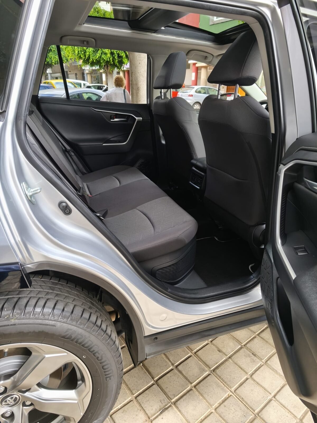TOYOTA RAV4 ADVANCE PLUS 