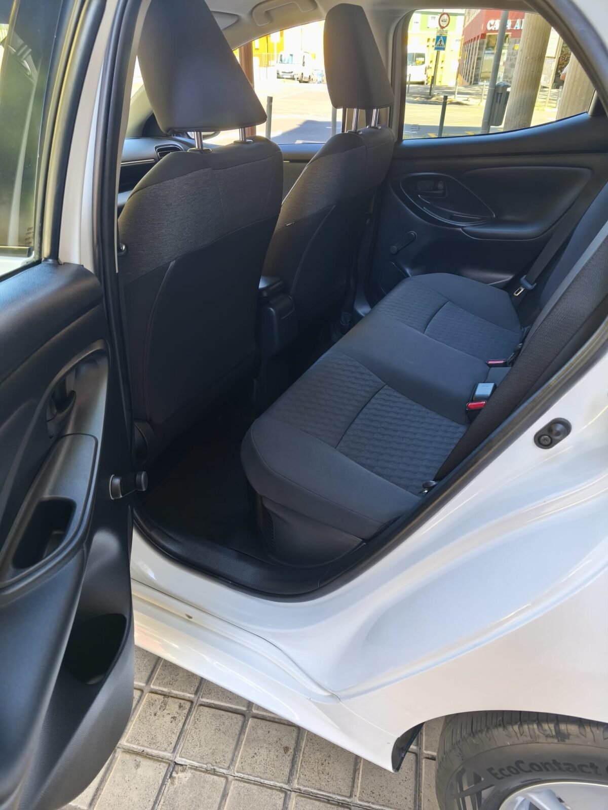TOYOTA YARIS 1.5 120 H ACTIVE