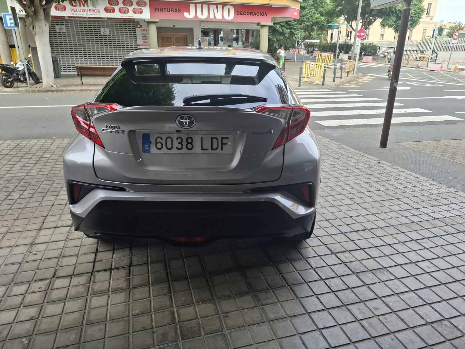 TOYOTA C-HR ADVANCE