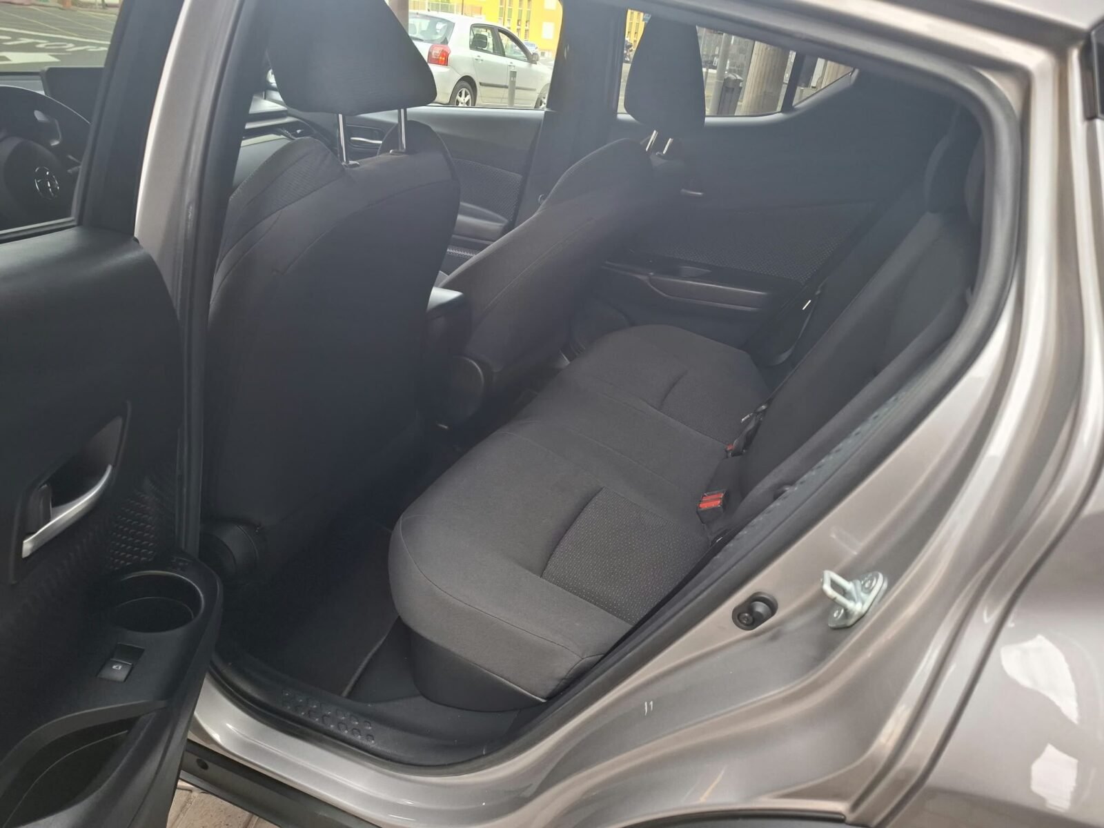TOYOTA C-HR ADVANCE