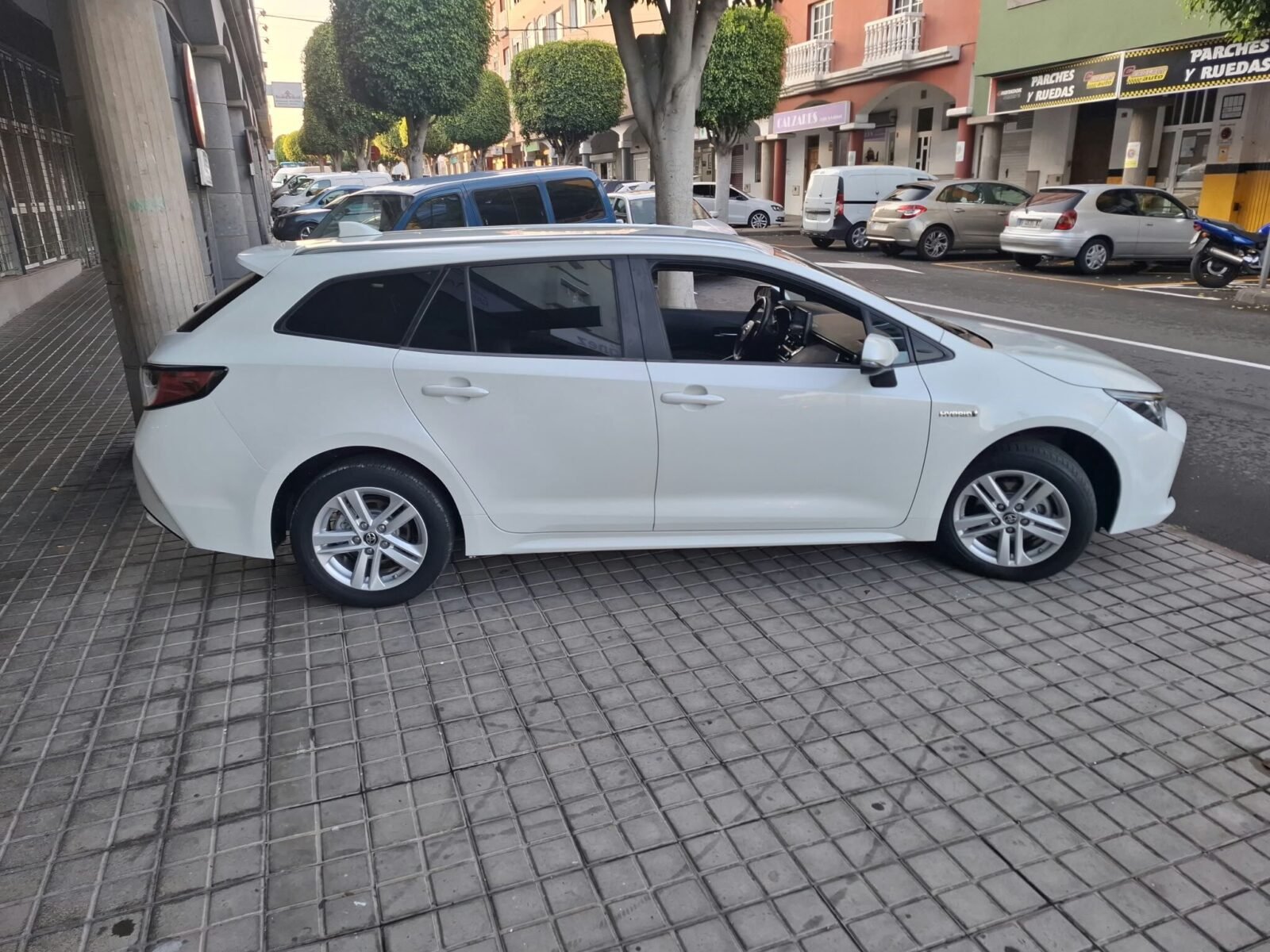 TOYOTA WAGON