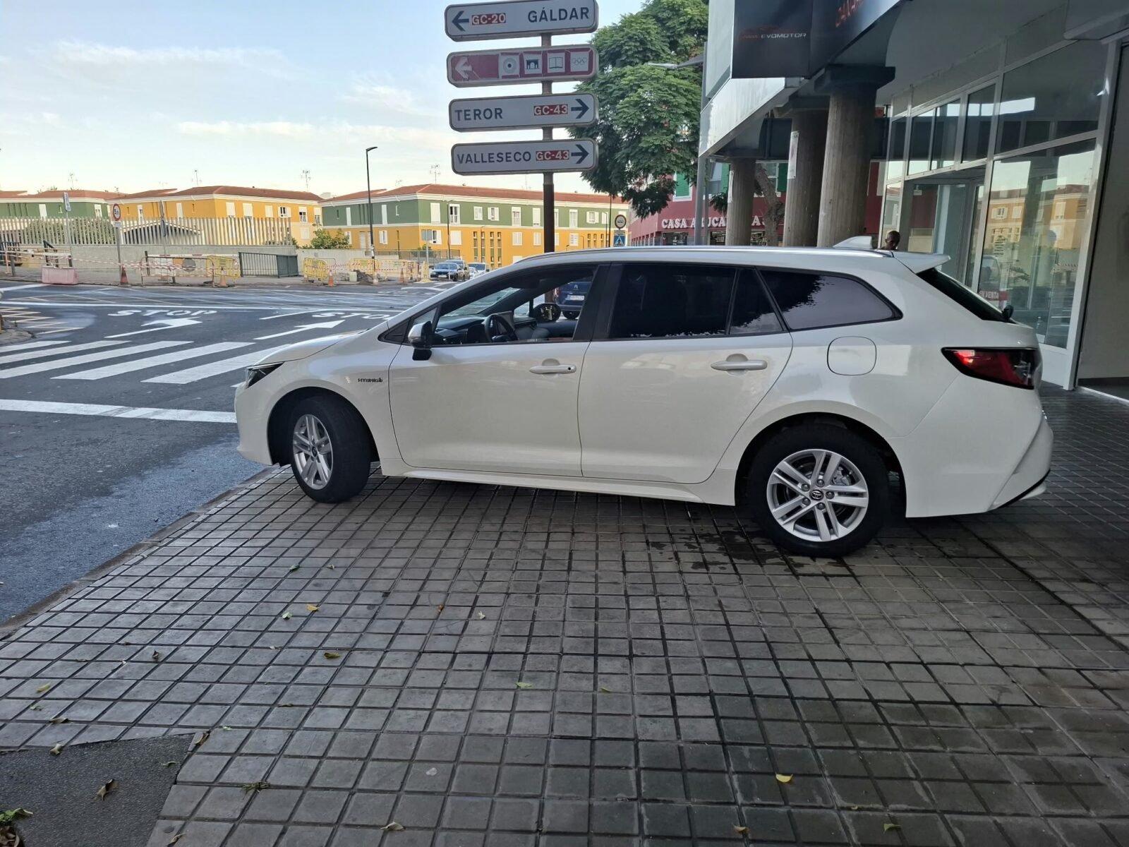 TOYOTA WAGON